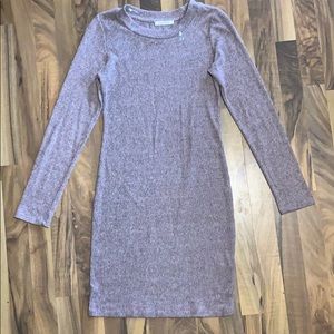 I’m selling a sweater dress